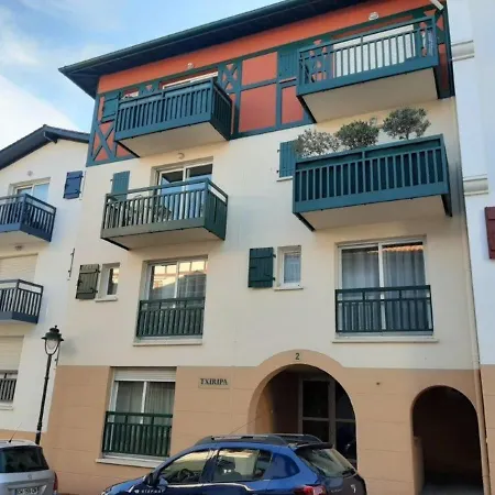 Moderne Avec Parking Prive, Proche Centre-ville Et - - Fr-1-239-497 * Сен-Жан-де-Люз